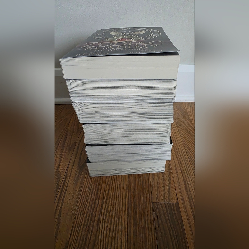 Zodiac Academy Book Series Set 1-6 - Picture 4 of 6